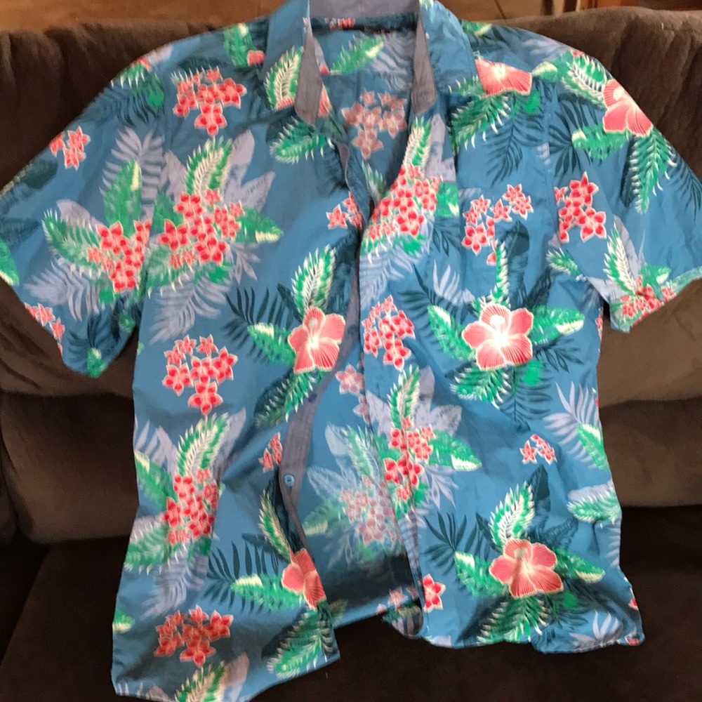 Men’s button down blue with floral print eight Avenue size XXL